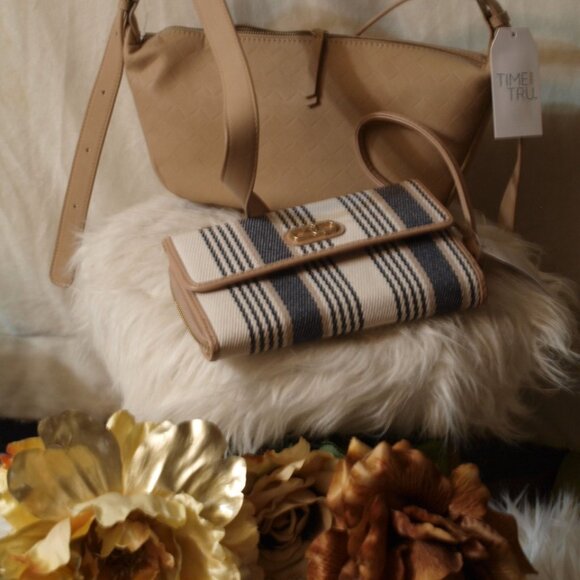 NEW 2-Pack Small Tan PURSE With Large WALLET Stripped By Time And - Picture 2 of 4